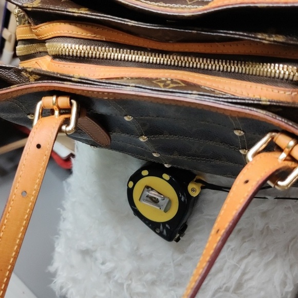 SOLD--Authentic Louis Vuitton monogram Rivette shoulder bag w/box and dust bag - Picture 16 of 16